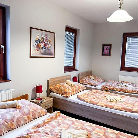 Bed and Breakfast Malom Panzio Kiskunfélegyháza Exterior foto