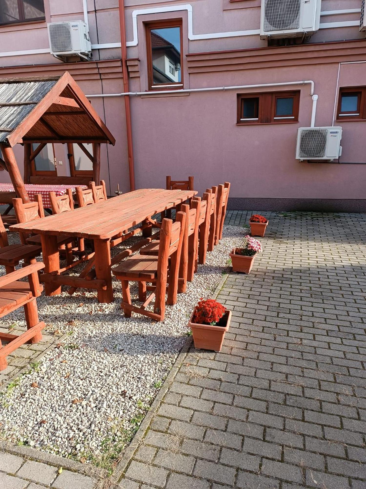 Bed and Breakfast Malom Panzio Kiskunfélegyháza Exterior foto