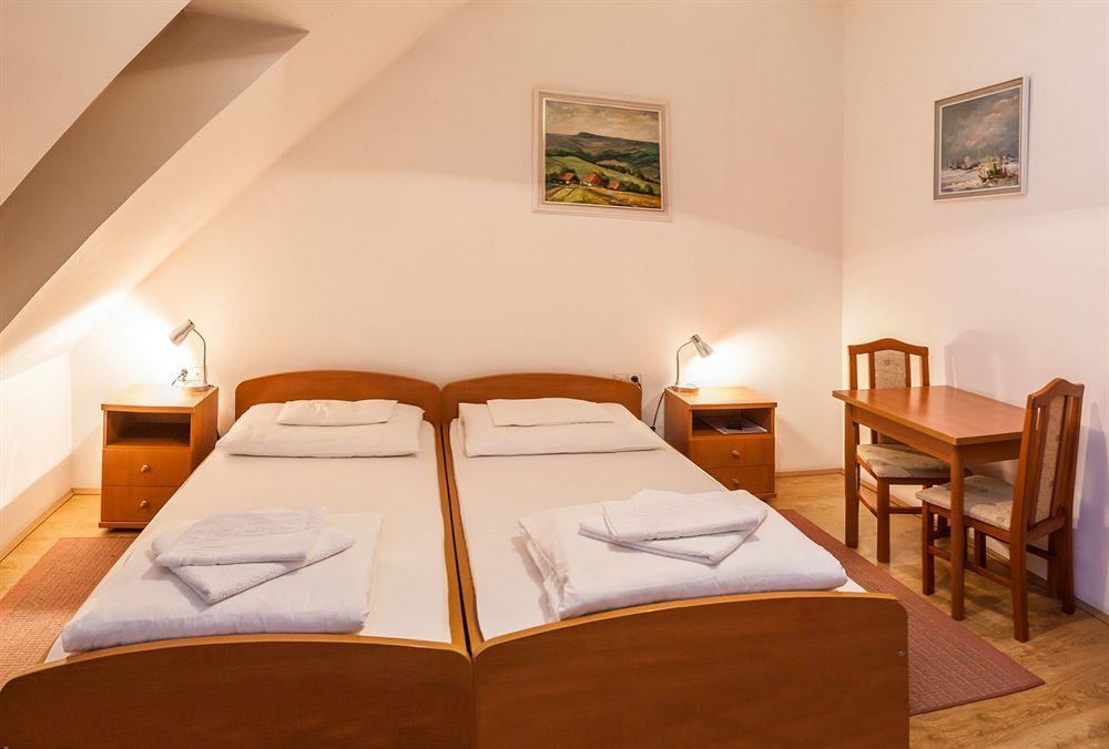 Bed and Breakfast Malom Panzio Kiskunfélegyháza Exterior foto