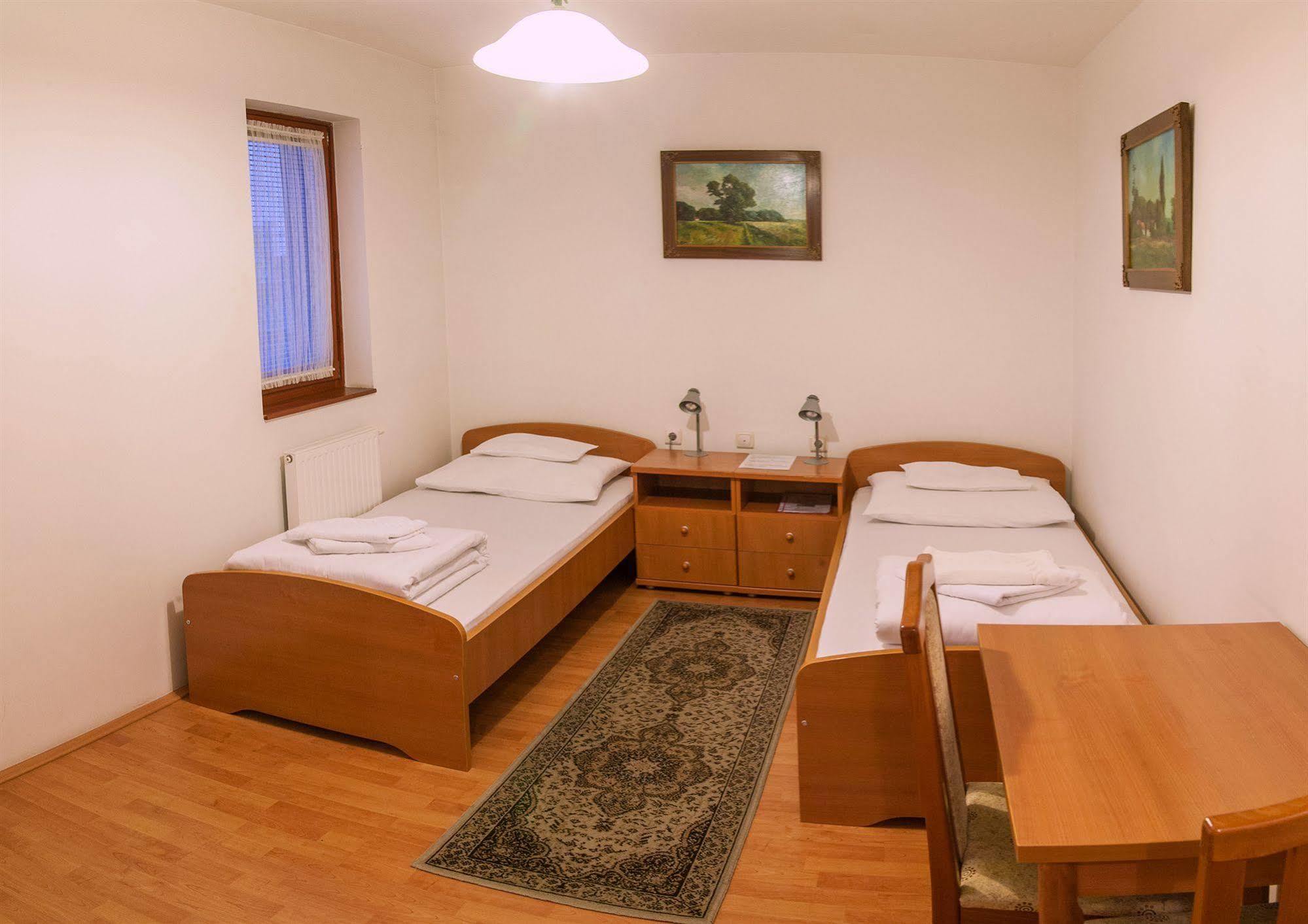 Bed and Breakfast Malom Panzio Kiskunfélegyháza Exterior foto